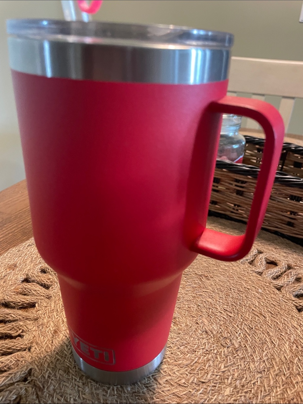 Yeti Red Insulated Tumbler with Handle and Clear Lid - Picture 7 of 8